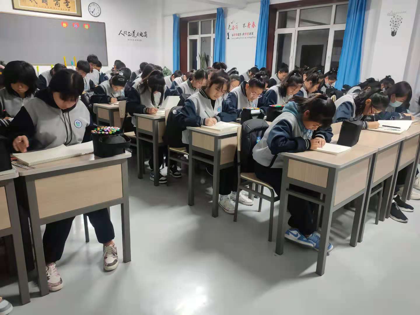 1626764895435651.jpg 課堂.jpg